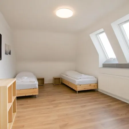 T&K Apartments - Studio Apartments - 22 Min Messe Dus & Airport Dus Krefeld Exterior foto