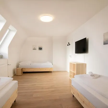 T&K Apartments - Studio Apartments - 22 Min Messe Dus & Airport Dus Krefeld Exterior foto