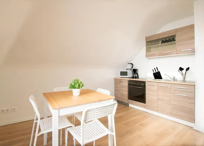 T&K Apartments - Studio Apartments - 22 Min Messe Dus & Airport Dus